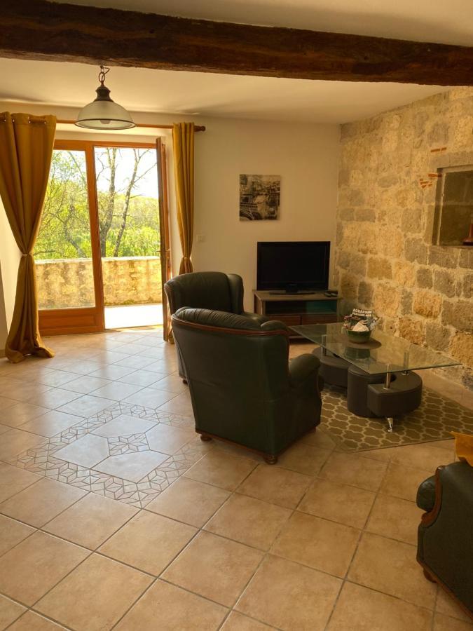 Chez Sophie - Gîte et Gîte équestre Clermont-Dessous Exterior foto